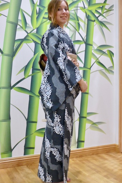 ロサンゼルス 着物着付けレッスン 浴衣